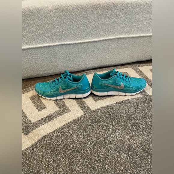 💎👟 Bling ✨NIKE Free 5.0, sz 8 USA Women’s - Picture 11 of 16